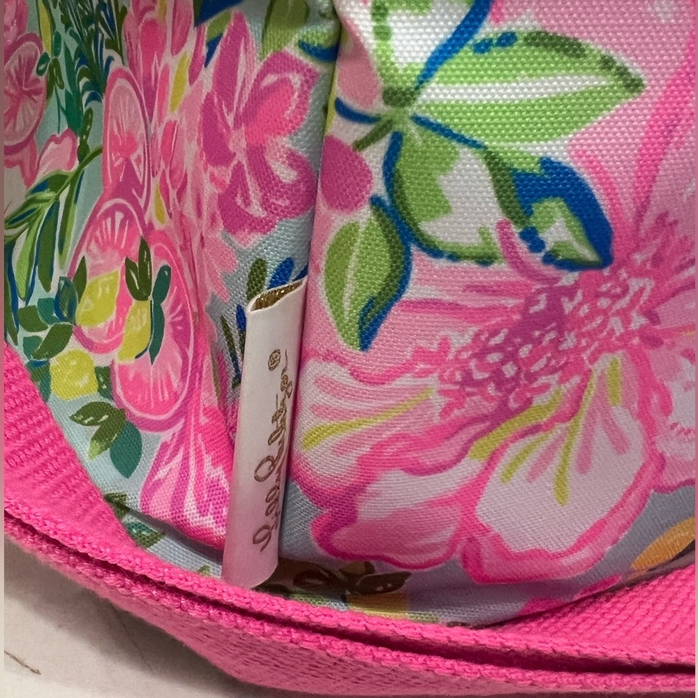 LILY PULITZER Pink and Blue cooler Vibrant Design - Picture 9 of 13